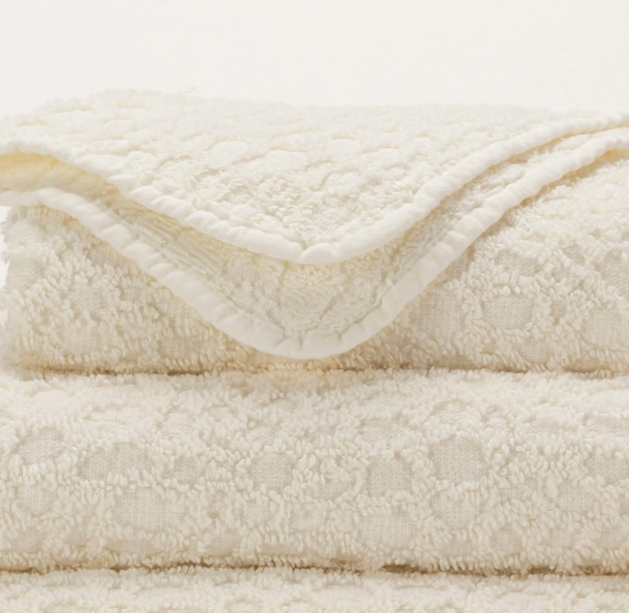 Lodge Pool Towels (39 x 59" | 100 x 150 cm)