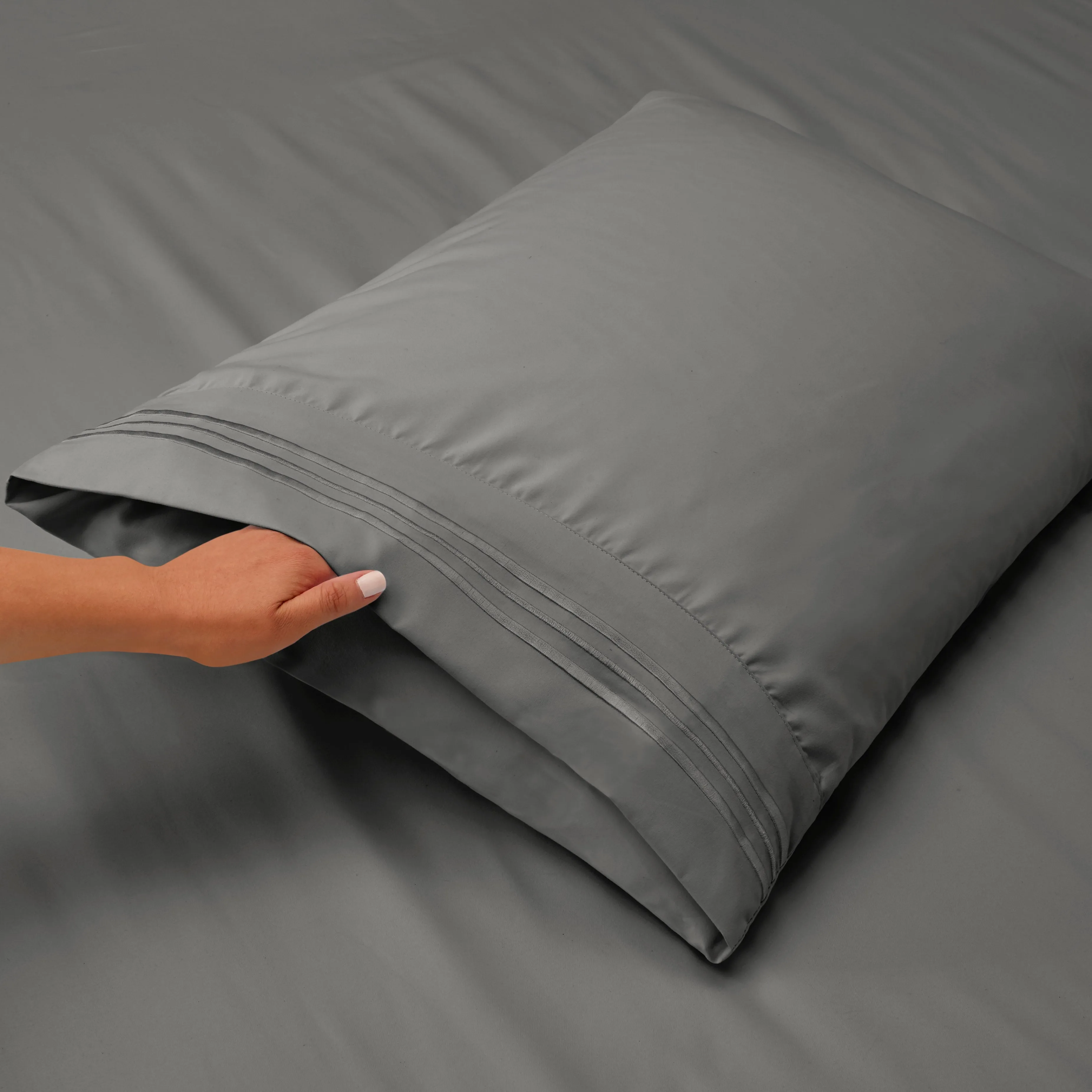 Nestl Bed Sheet Sets, 1800 Series Deep Pocket 4 Piece Bedding, Luxury Soft Microfiber Queen Sheet Sets, Gray