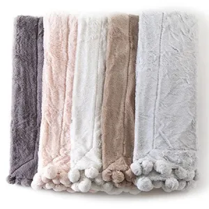 PomPom Home-Throw